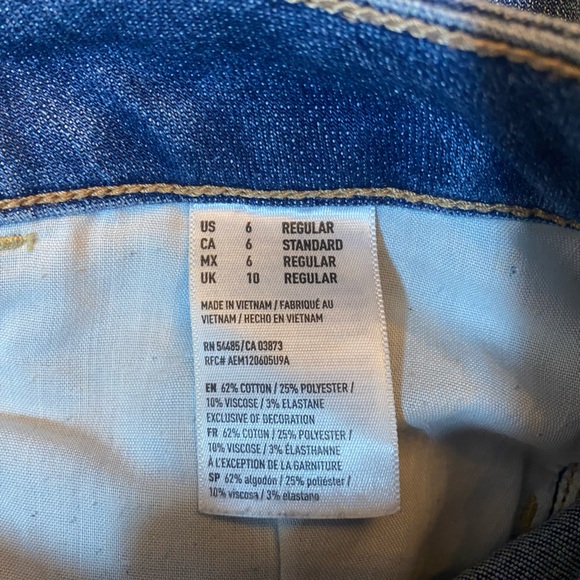 American Eagle Outfitters Super Hi-Rise Super Super Stretch X Distressed Jegging - Picture 7 of 10